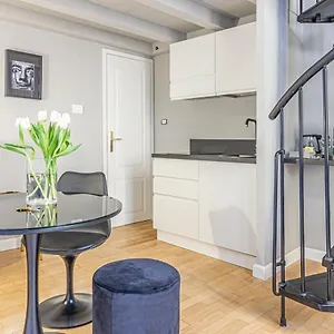 Apartment Casa Dafne In Canton De Fiori, Bologna